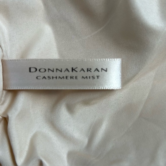 DONNA KARAN ‘Cashmere Mist’ Woven Straw Tote/Shoulder Lined Travel Beach NWOT! - Picture 5 of 8